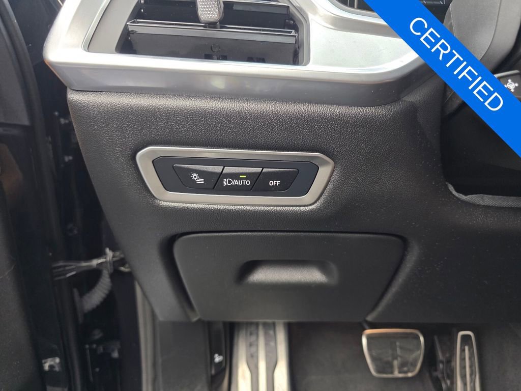 Used 2024 BMW X7 xDrive40i w/ M Sport Package image 26