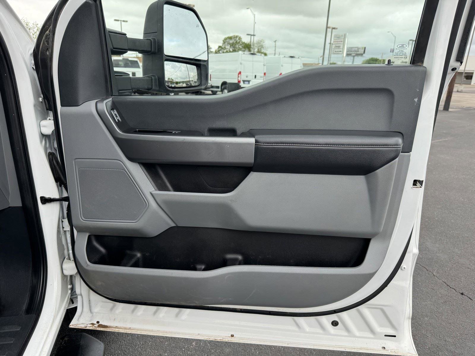 Used 2025 Ford F250 XLT w/ FX4 Off-Road Package image 33