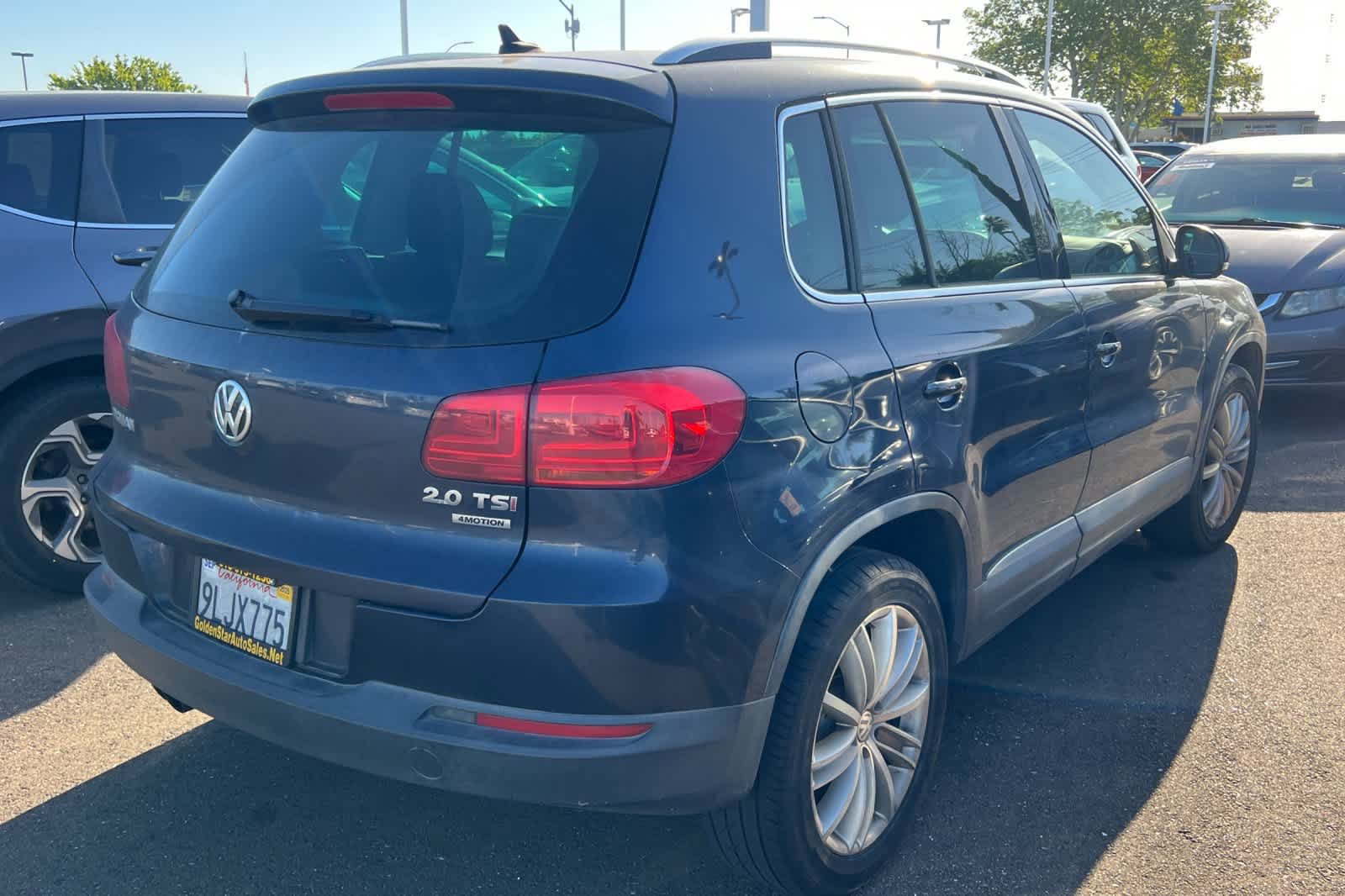 Used 2013 Volkswagen Tiguan S AWD/4WD image 4