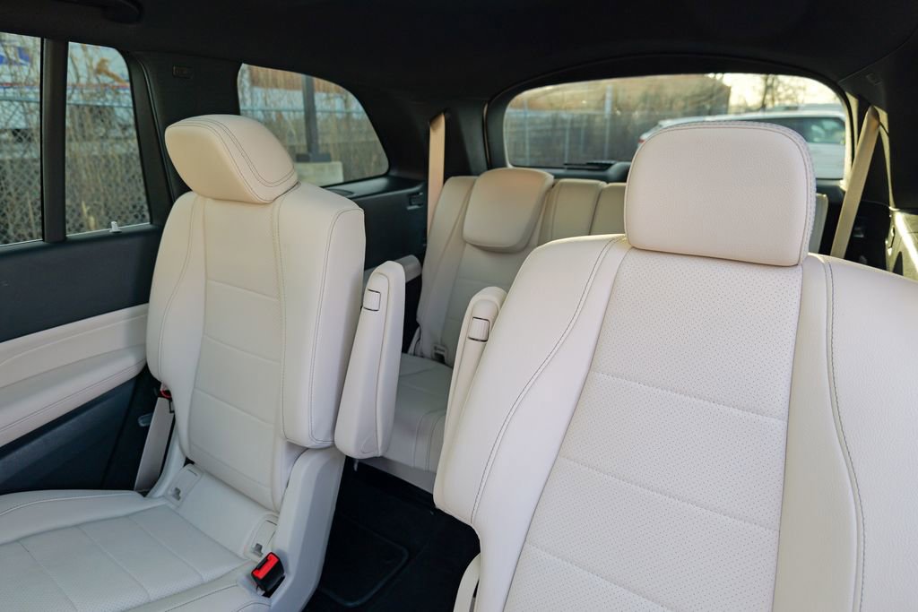 Used 2025 Mercedes-Benz GLS 450 4MATIC image 30