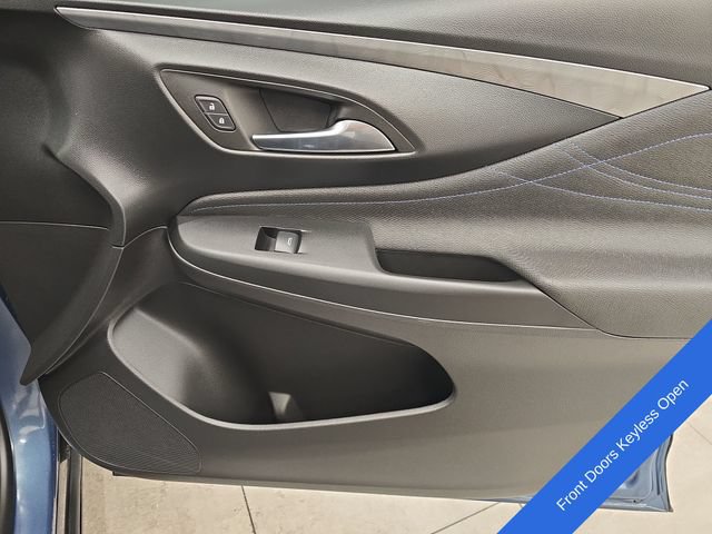 Used 2025 Buick Envista Sport Touring w/ Convenience I Package FWD image 12