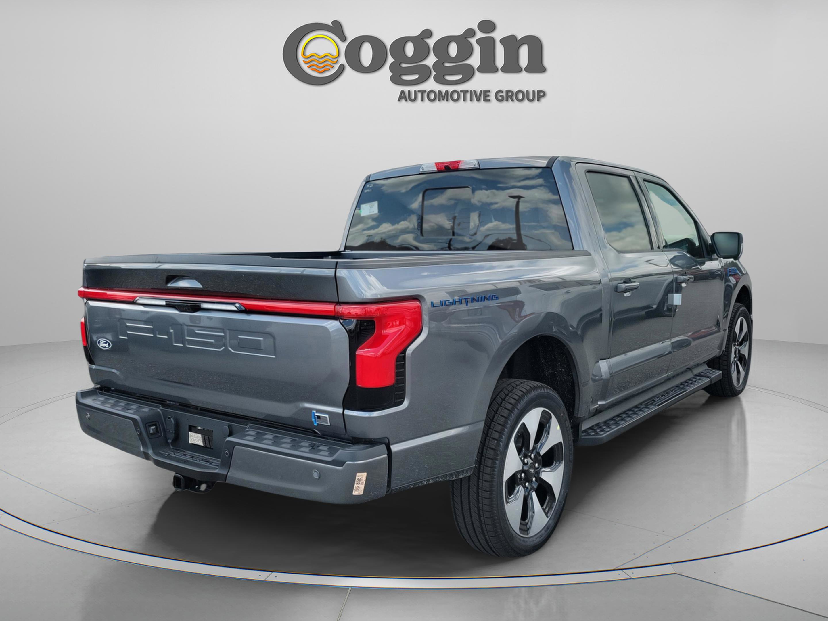 New 2025 Ford F150 Lightning Platinum image 5