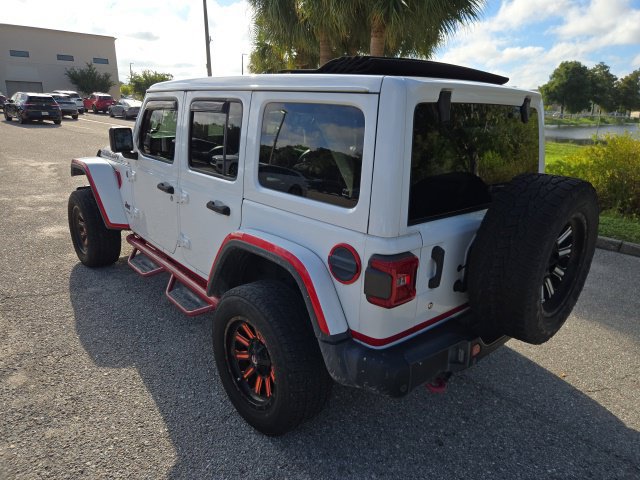 Used 2019 Jeep Wrangler Unlimited Rubicon AWD/4WD image 3