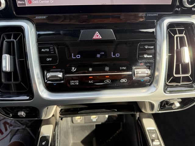 Certified 2022 Kia Sorento SX Prestige w/ Panoramic Sunroof Package AWD/4WD image 23