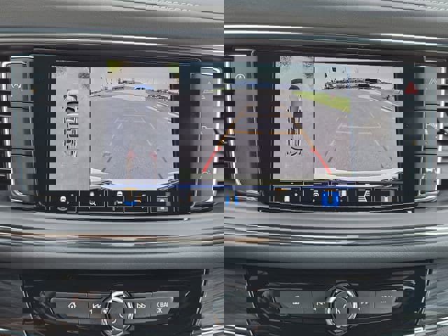 Used 2024 Buick Enclave Premium image 17