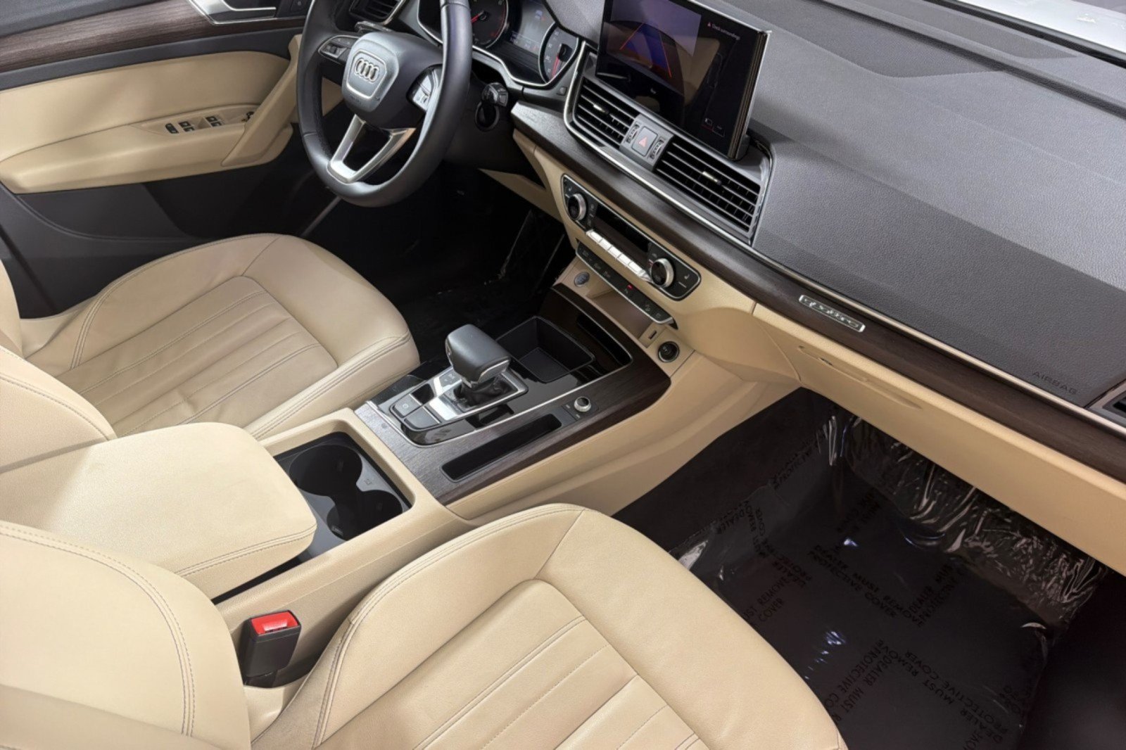 Used 2023 Audi Q5 2.0T Premium w/ Convenience Package AWD/4WD image 14