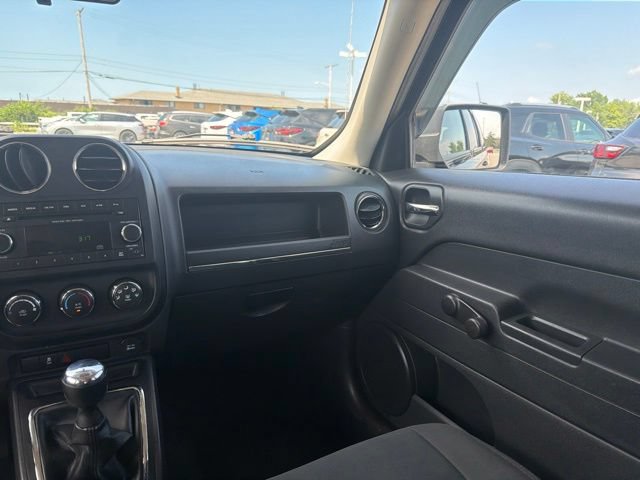 Used 2012 Jeep Patriot Sport FWD image 16