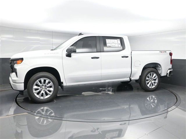 New 2025 Chevrolet Silverado 1500 Custom image 4