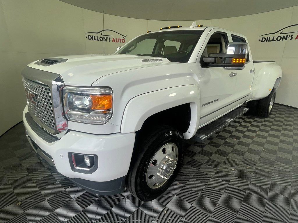 Used 2017 GMC Sierra 3500 Denali w/ Duramax Plus Package image 2