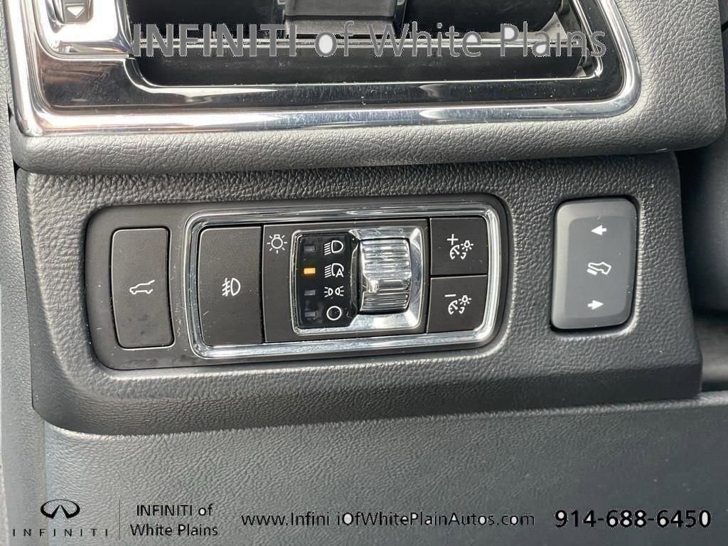 Used 2023 Lincoln Navigator L Reserve AWD/4WD image 16