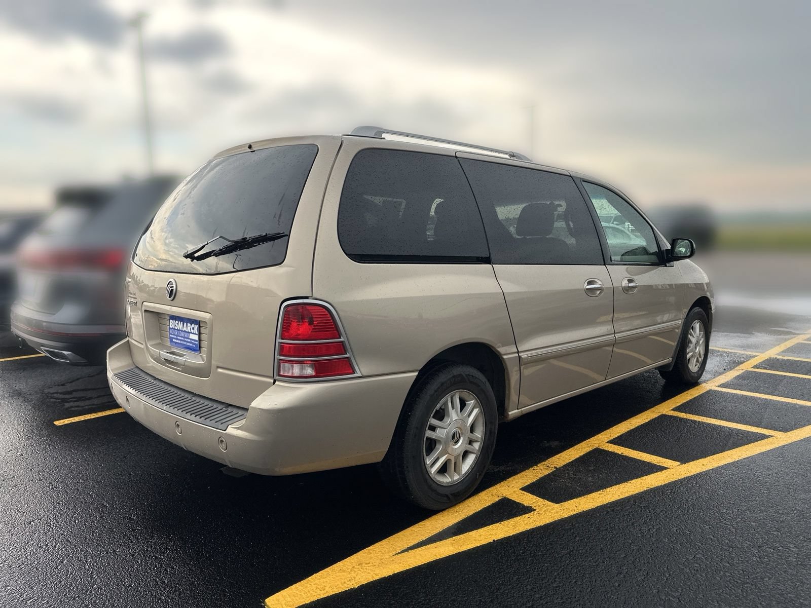 Used 2007 Mercury Monterey Luxury FWD image 3