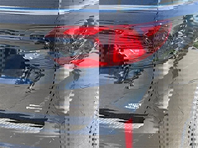 New 2026 Honda Odyssey Touring image 6