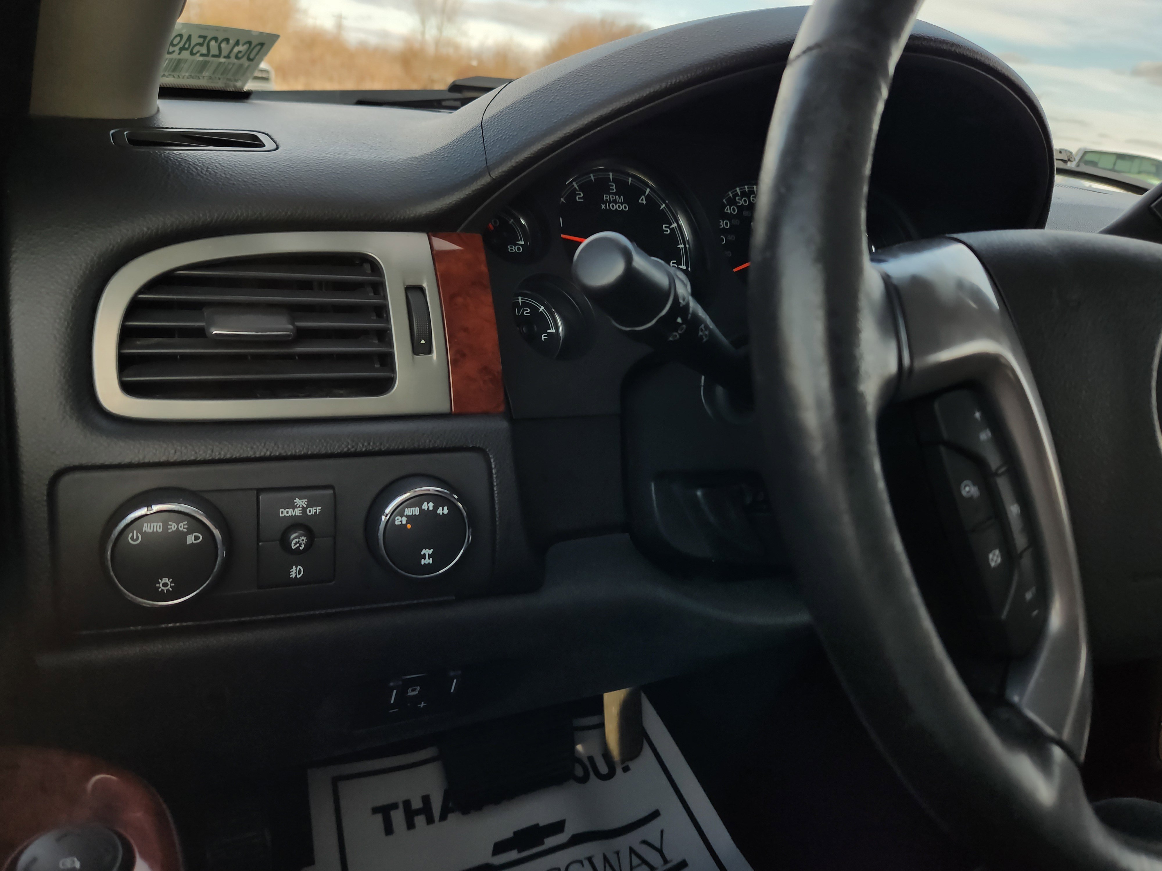Used 2013 Chevrolet Avalanche LTZ image 24