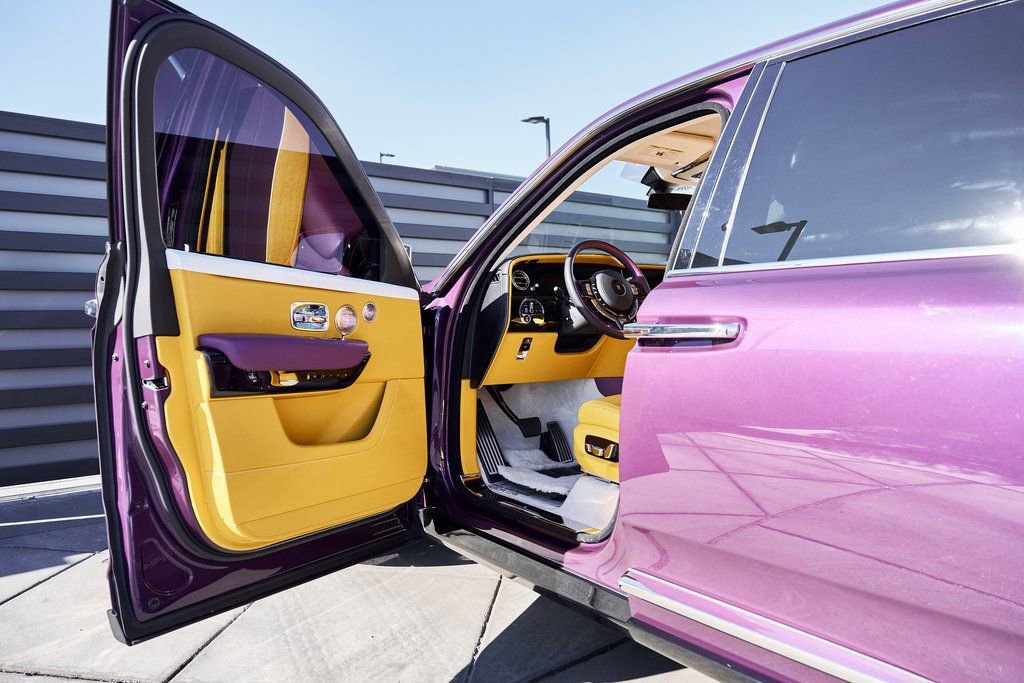 Used 2025 Rolls-Royce Cullinan image 36
