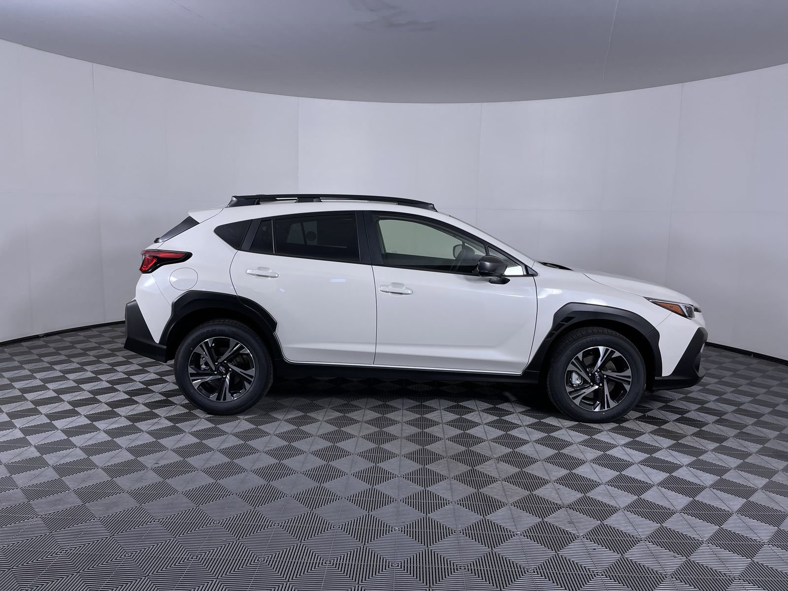 Used 2024 Subaru Crosstrek 2.0i Premium AWD/4WD image 10