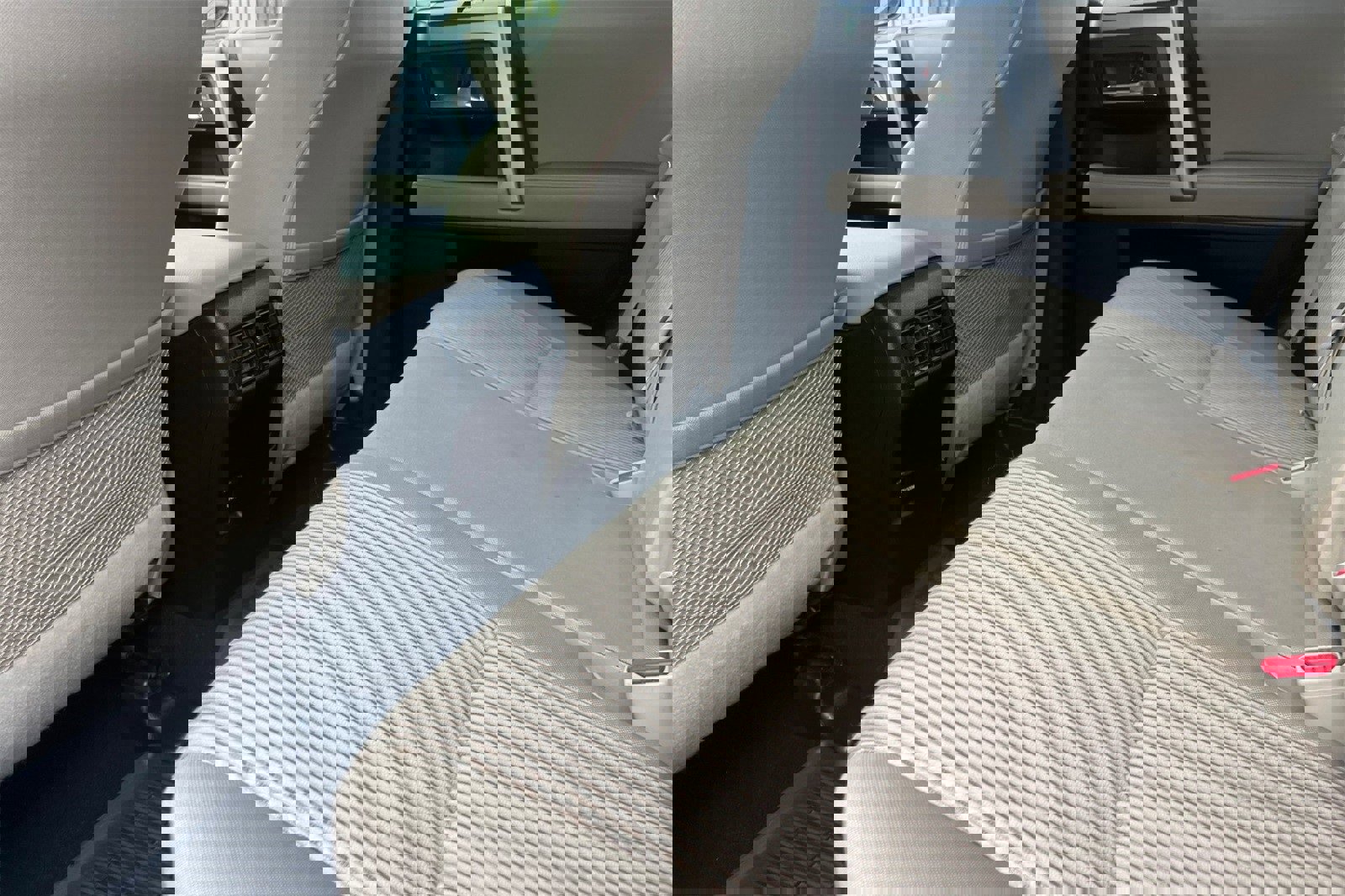 Used 2018 Toyota 4Runner SR5 image 5