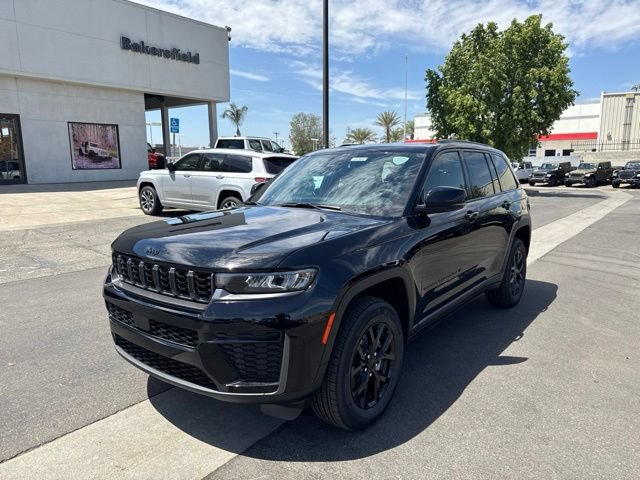 New 2026 Jeep Grand Cherokee Altitude AWD/4WD video 1