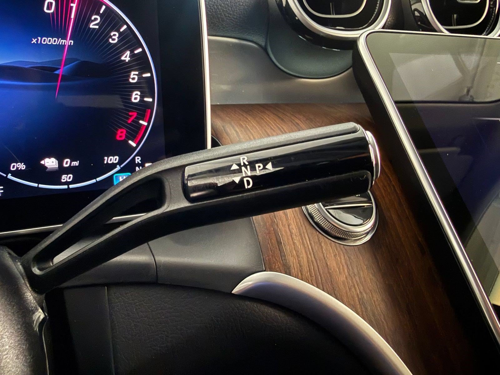 Certified 2025 Mercedes-Benz GLC 350e 4MATIC image 15