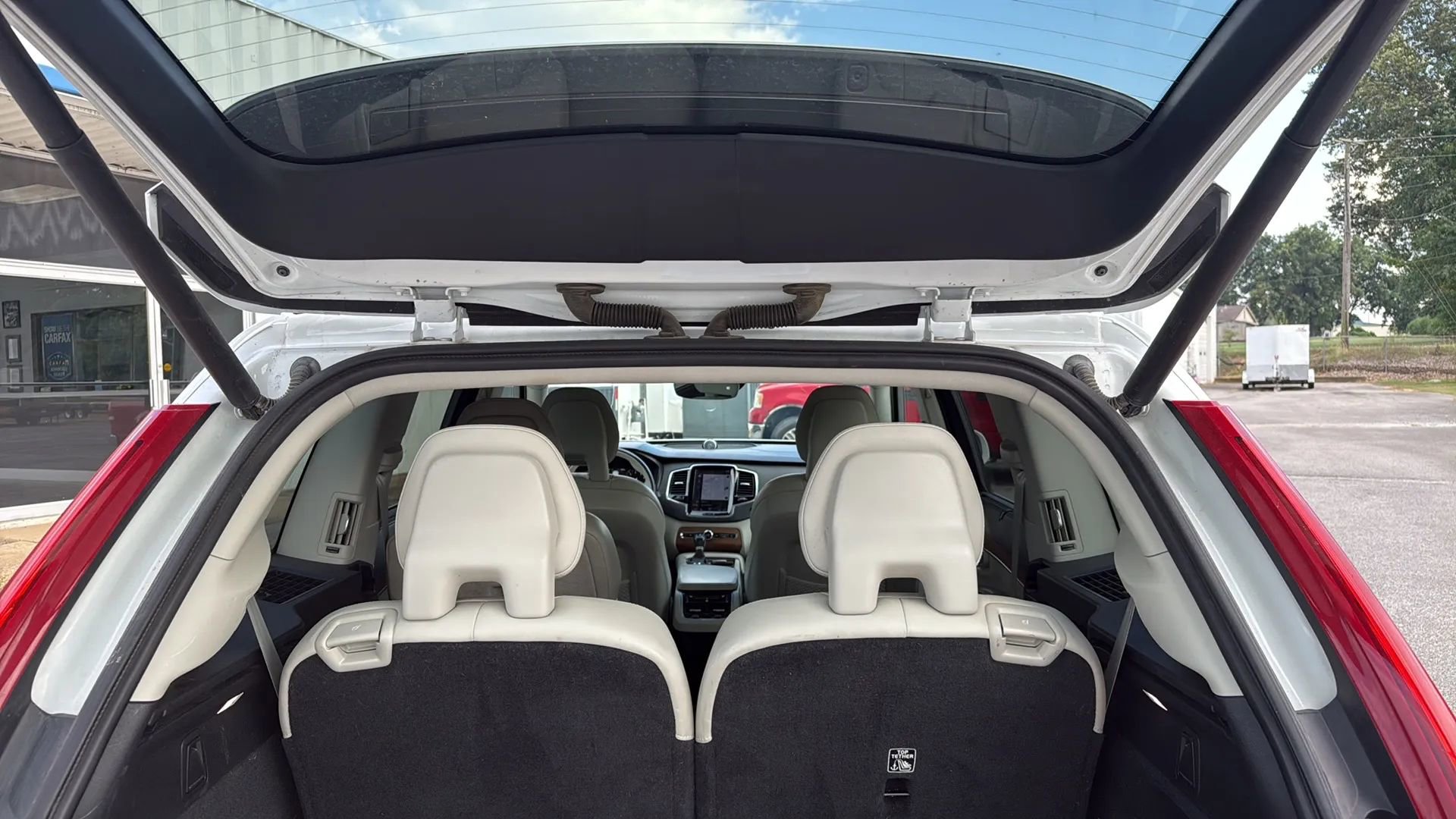 Used 2020 Volvo XC90 T6 Inscription w/ Protection Package image 7