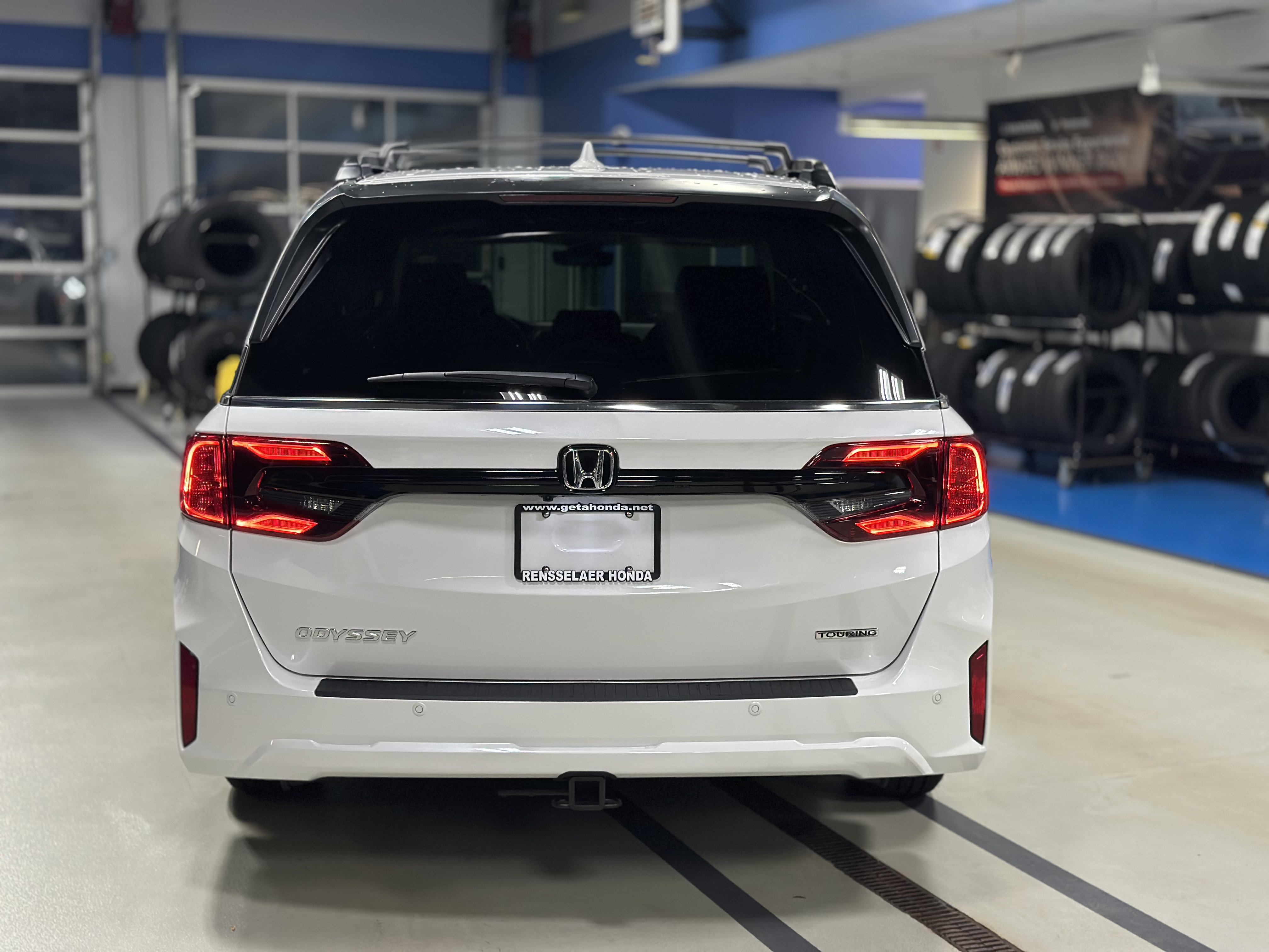 New 2026 Honda Odyssey Touring image 5