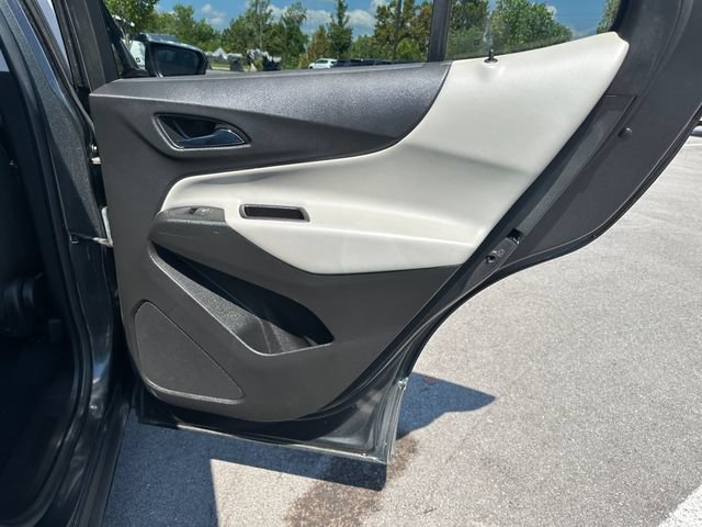 Used 2020 Chevrolet Equinox LS w/ LS Convenience Package FWD image 23