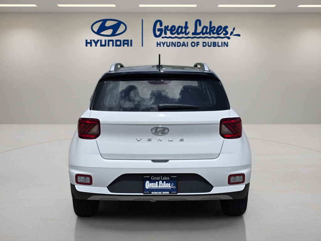 New 2026 Hyundai Venue SEL FWD image 4