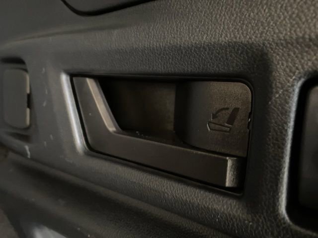 Used 2021 Subaru Outback Limited image 9