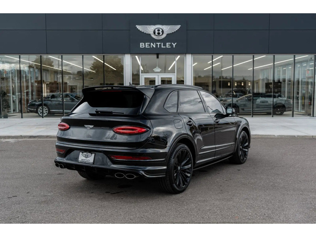 Used 2023 Bentley Bentayga Speed image 3
