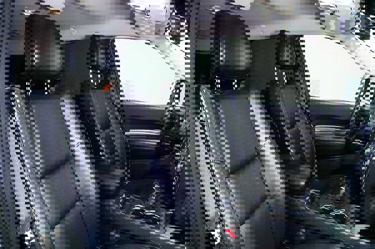 Used 2019 Dodge Durango SXT image 26