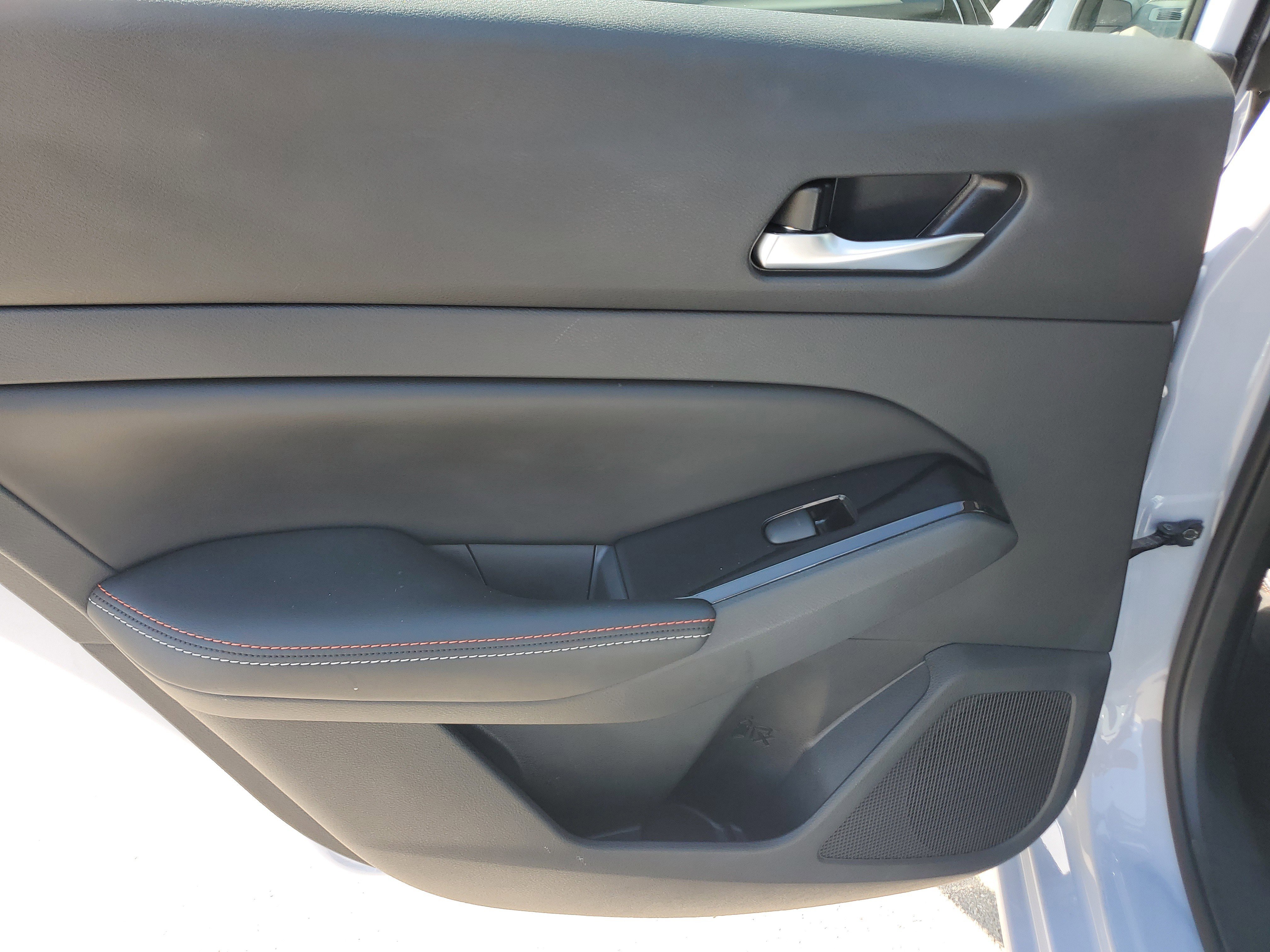 Used 2024 Nissan Altima 2.5 SR w/ SR Premium Package image 27