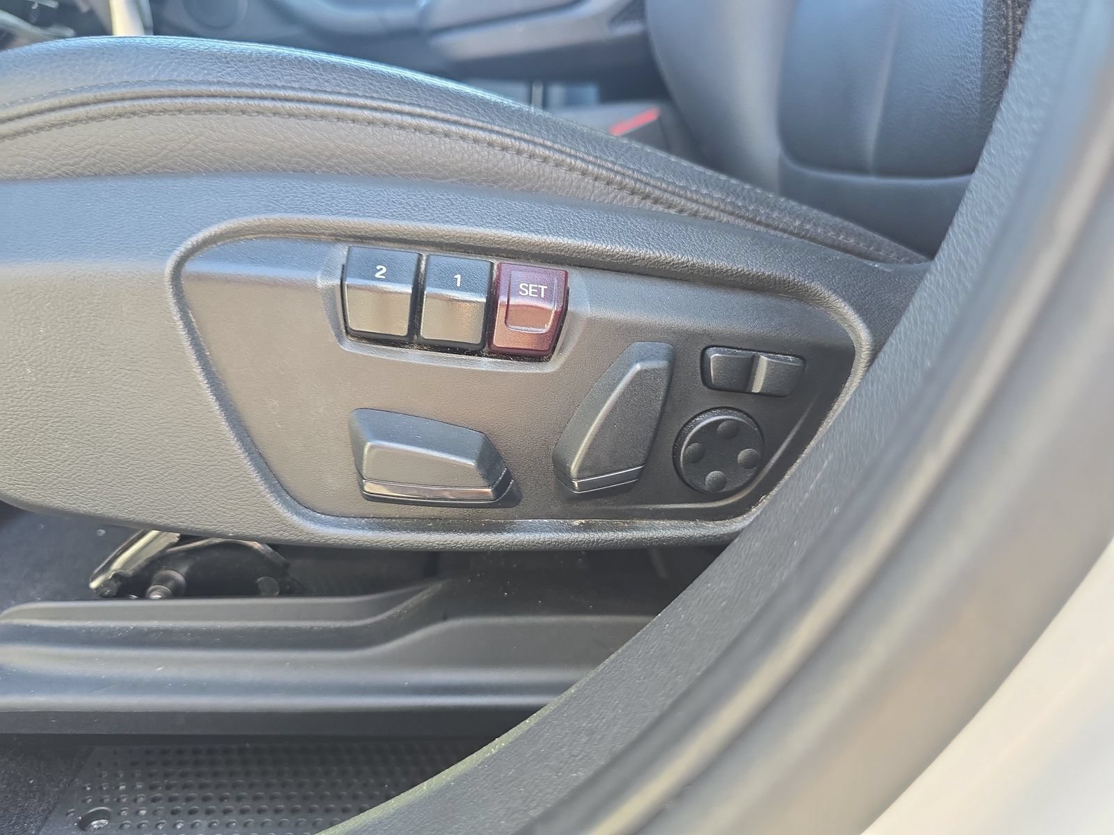 Used 2019 BMW X2 xDrive28i AWD/4WD image 16