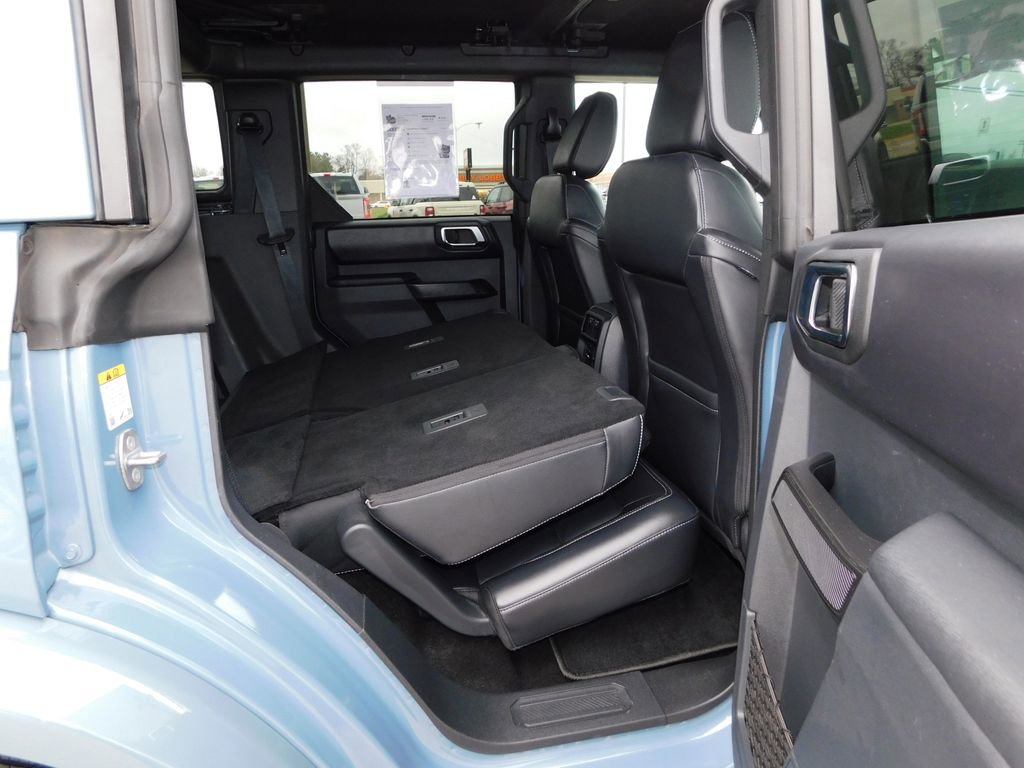 Used 2025 Ford Bronco Outer Banks image 26