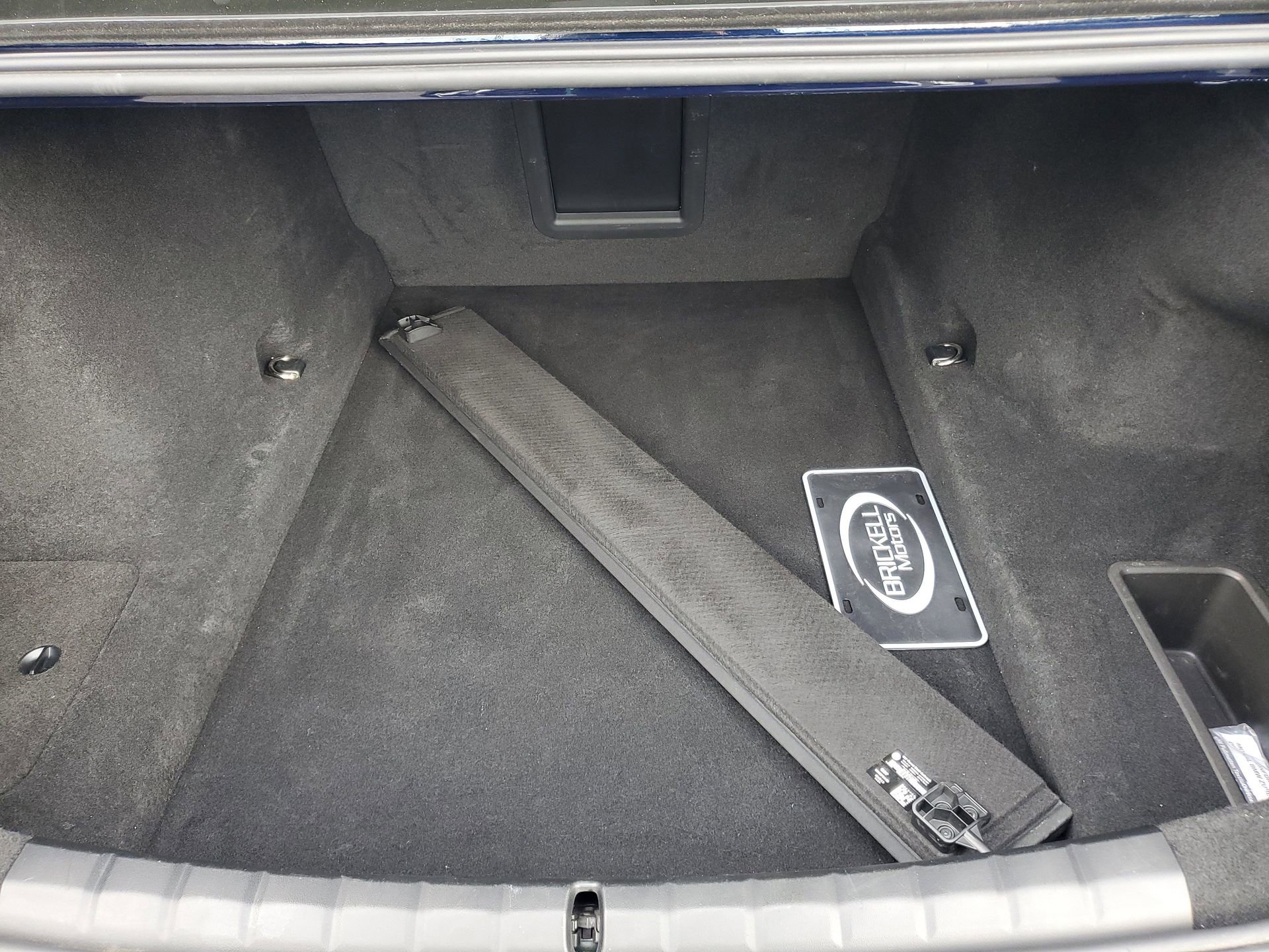 Used 2024 BMW 760i xDrive w/ Premium Package image 8