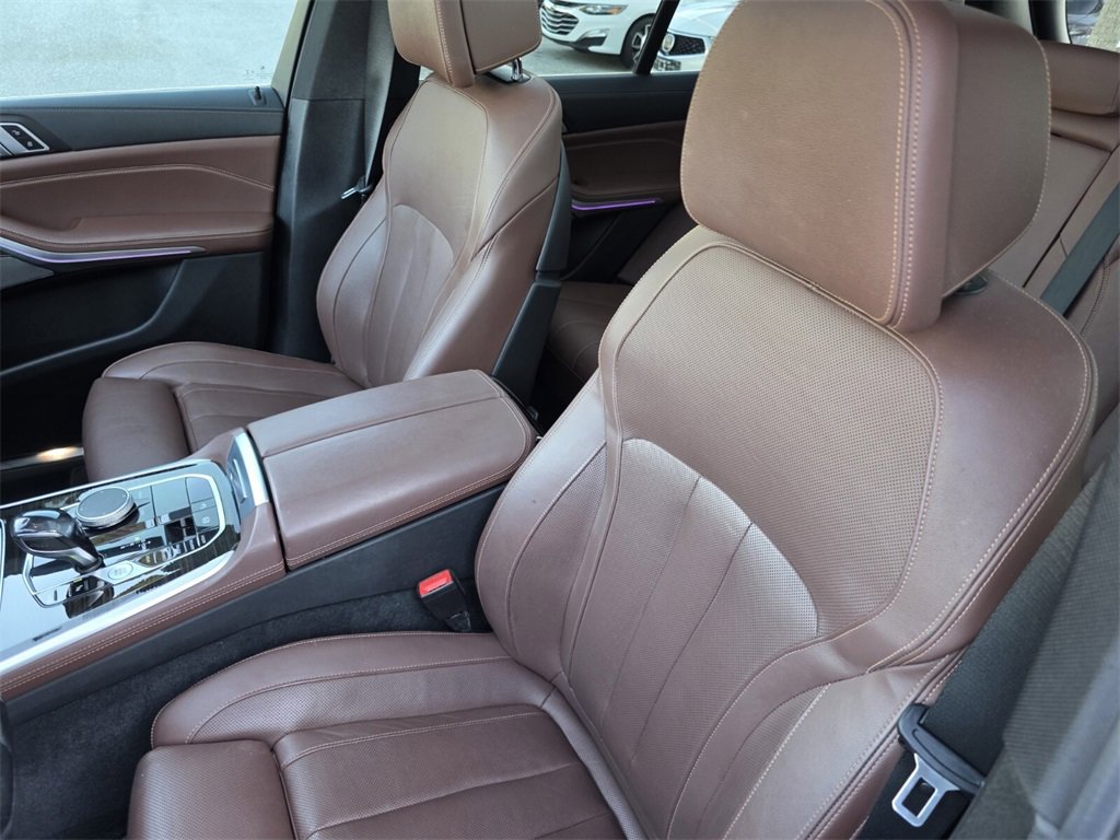 Used 2021 BMW X5 xDrive40i w/ Premium Package image 10