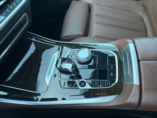 Used 2019 BMW X5 xDrive40i w/ M Sport Package AWD/4WD image 25