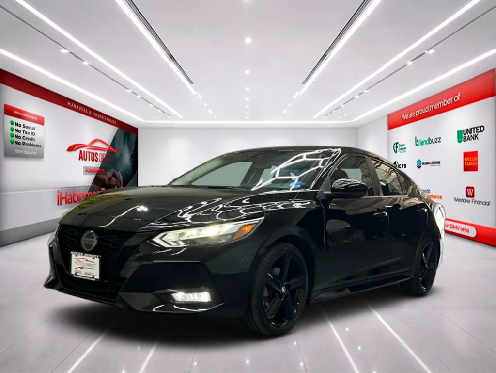 Used 2023 Nissan Sentra SR w/ Midnight Edition Package FWD image 3