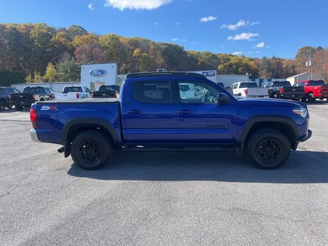 Used 2023 Toyota Tacoma SR5 w/ SX Package image 4