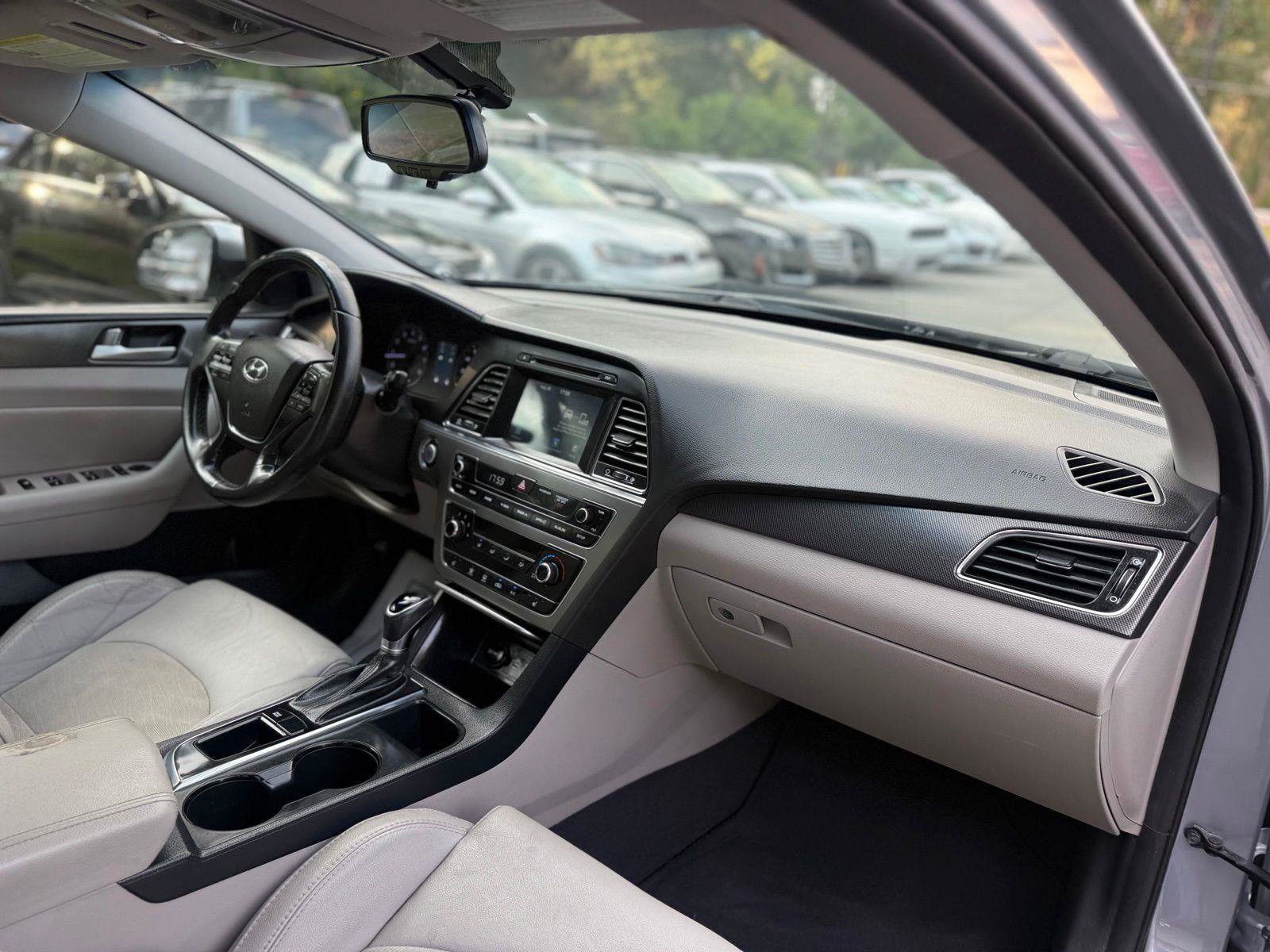 Used 2017 Hyundai Sonata Sport w/ Value Edition Package 02 FWD image 19