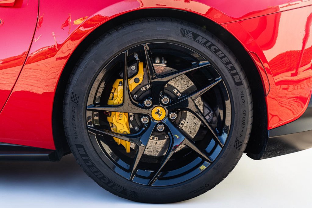 Certified 2018 Ferrari 812 Superfast RWD image 62