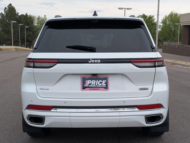Used 2023 Jeep Grand Cherokee Overland w/ Luxury Tech Group IV AWD/4WD image 7