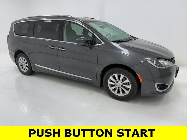Used 2019 Chrysler Pacifica Touring-L