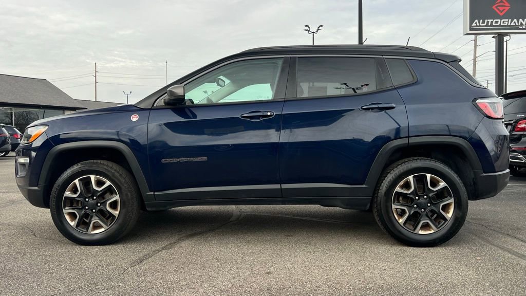 Used 2018 Jeep Compass Trailhawk AWD/4WD image 3