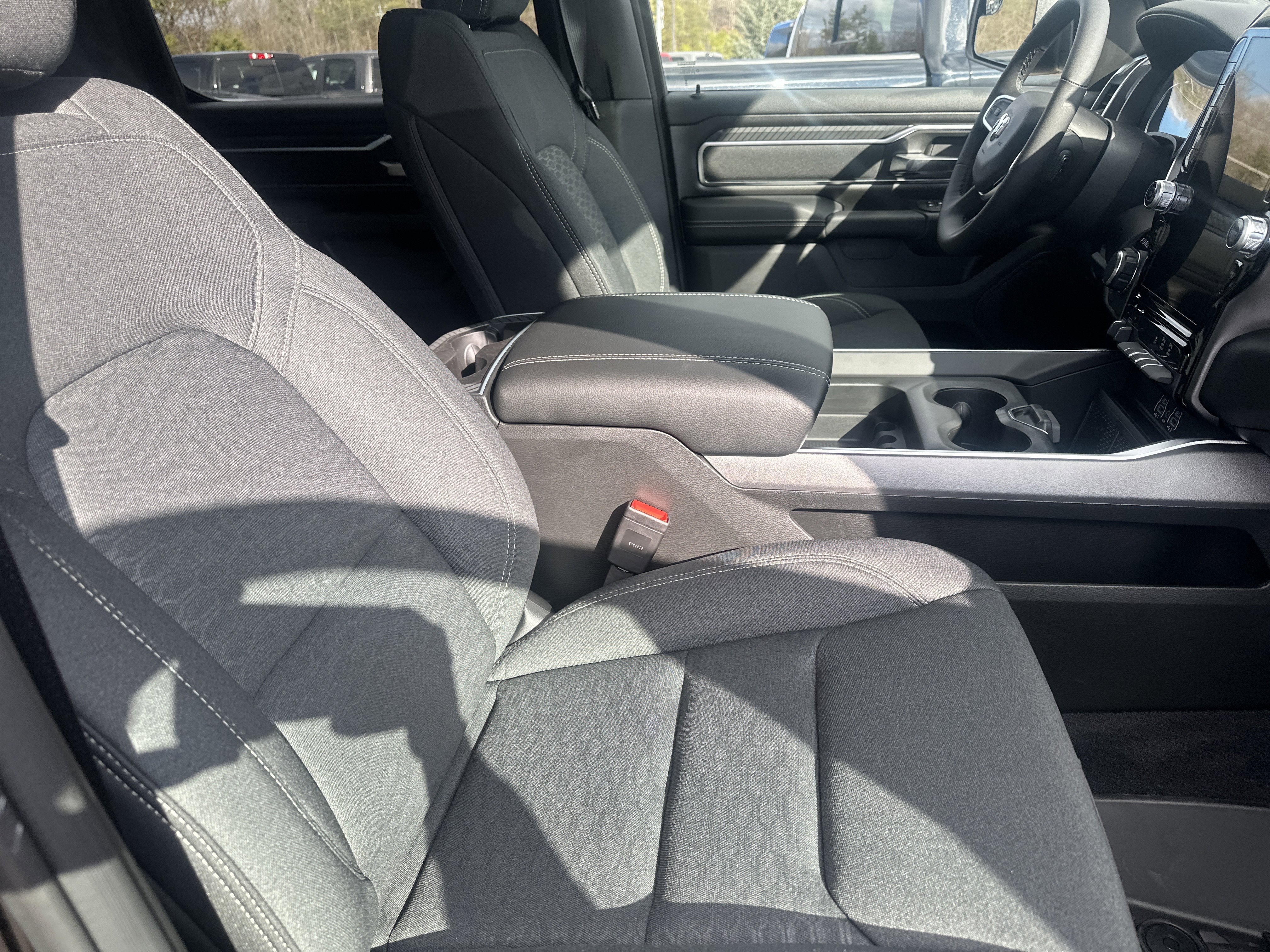 New 2026 RAM 1500 Big Horn AWD/4WD image 31