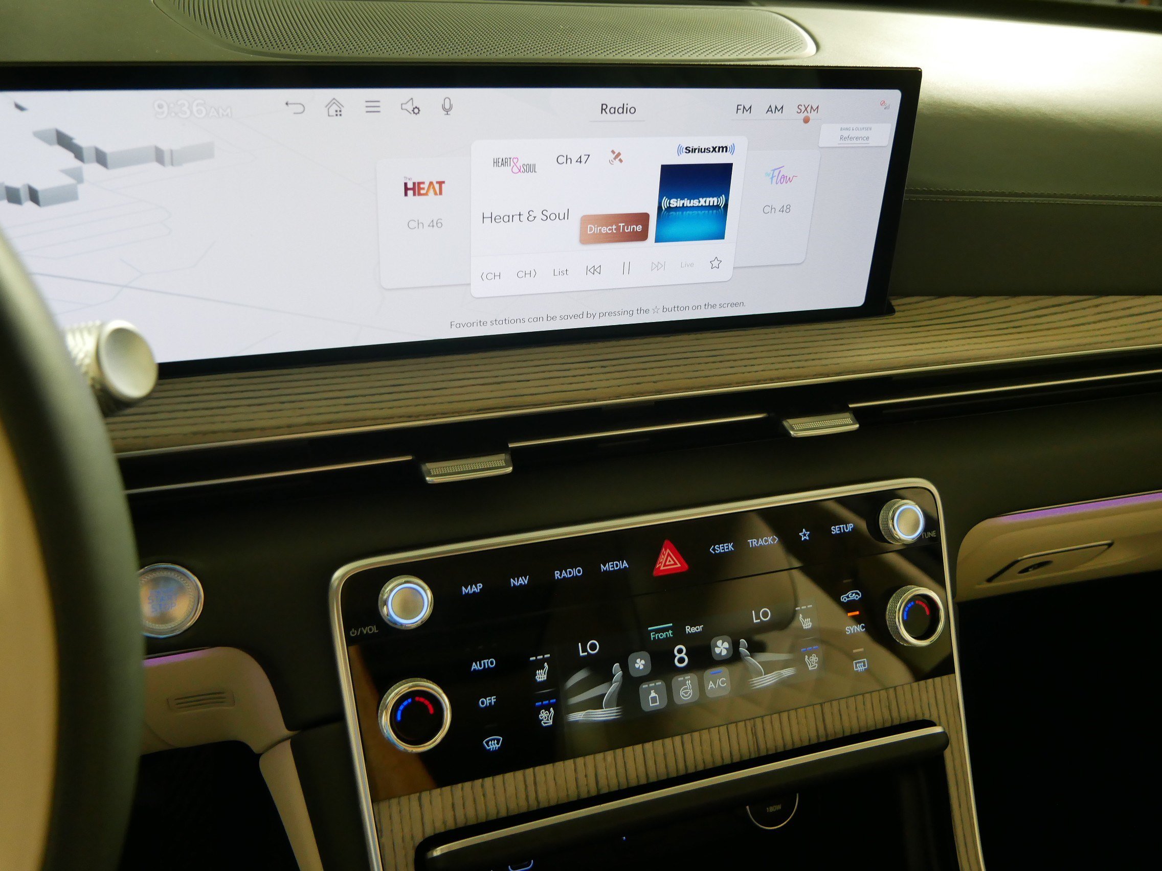 Certified 2025 Genesis GV80 3.5T Prestige AWD/4WD image 22