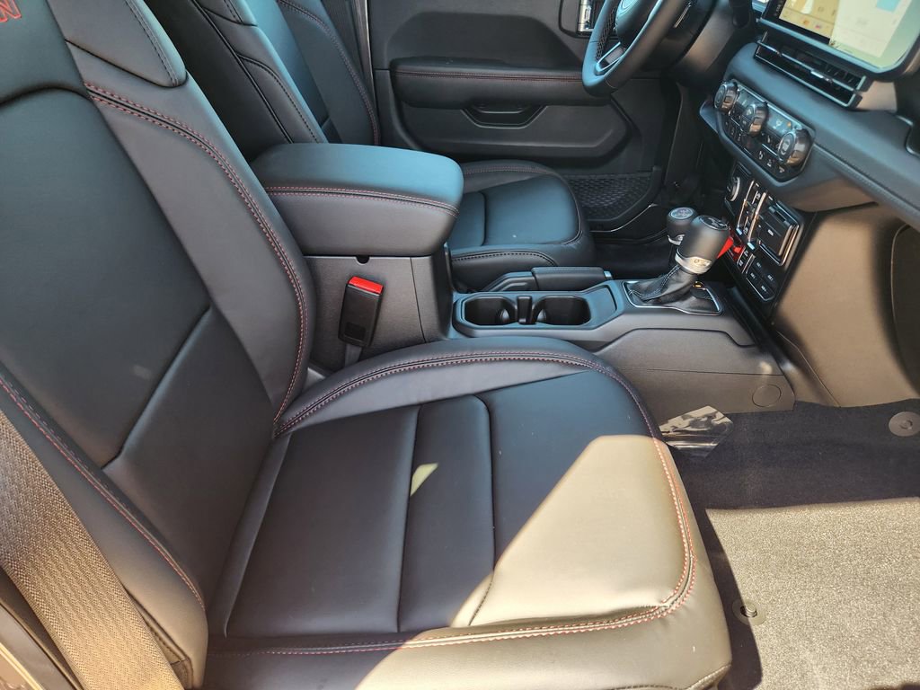 New 2026 Jeep Wrangler Unlimited Rubicon image 10