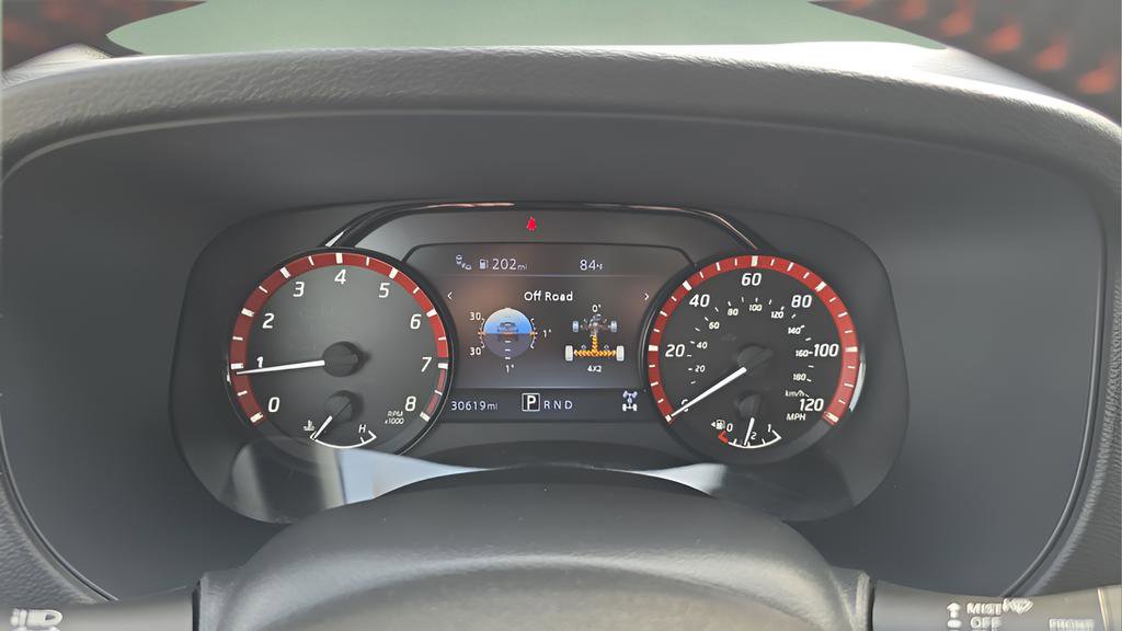 Used 2023 Nissan Frontier PRO-4X w/ Pro Convenience Package AWD/4WD image 18