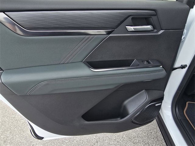 New 2026 GMC Acadia AT4 image 12