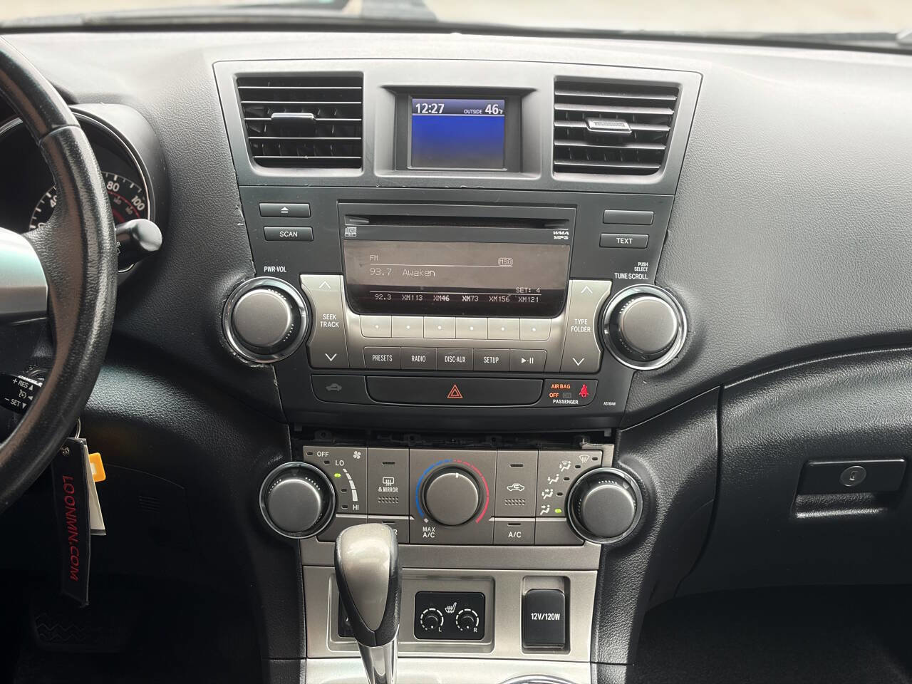 Used 2011 Toyota Highlander SE w/ Tow Pkg AWD/4WD image 24