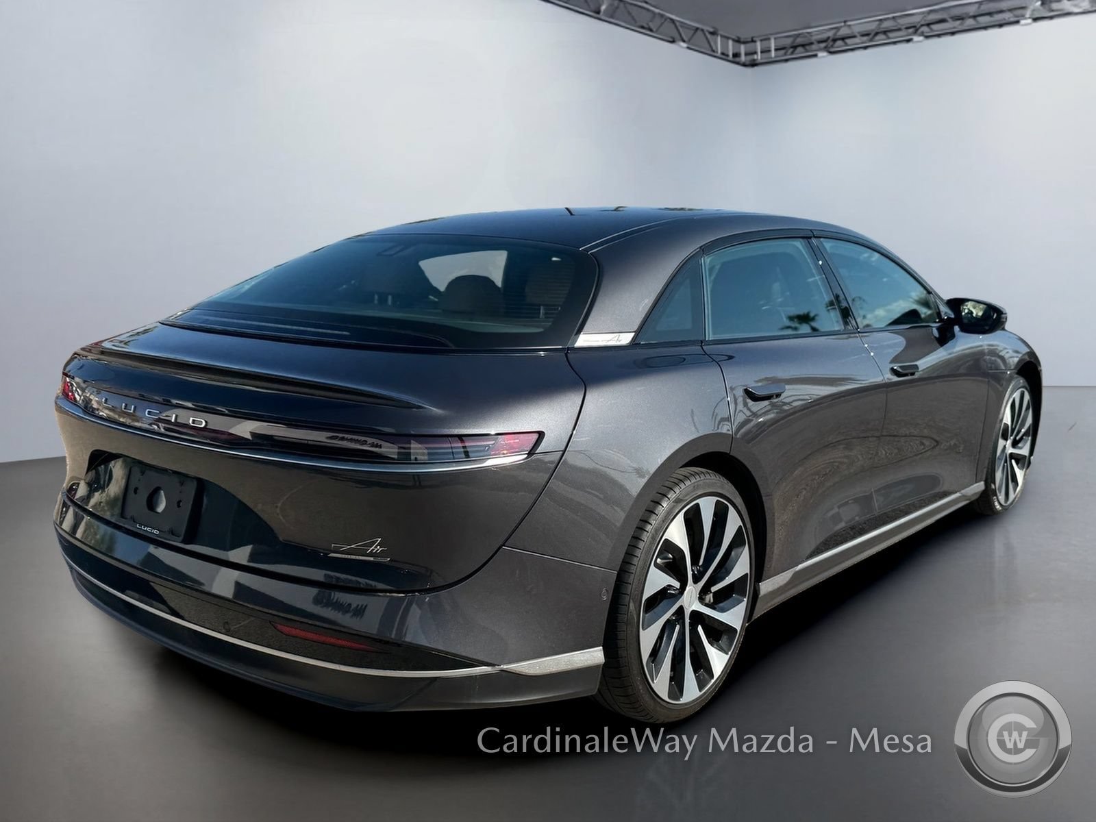 Used 2024 Lucid Air Touring AWD/4WD image 4