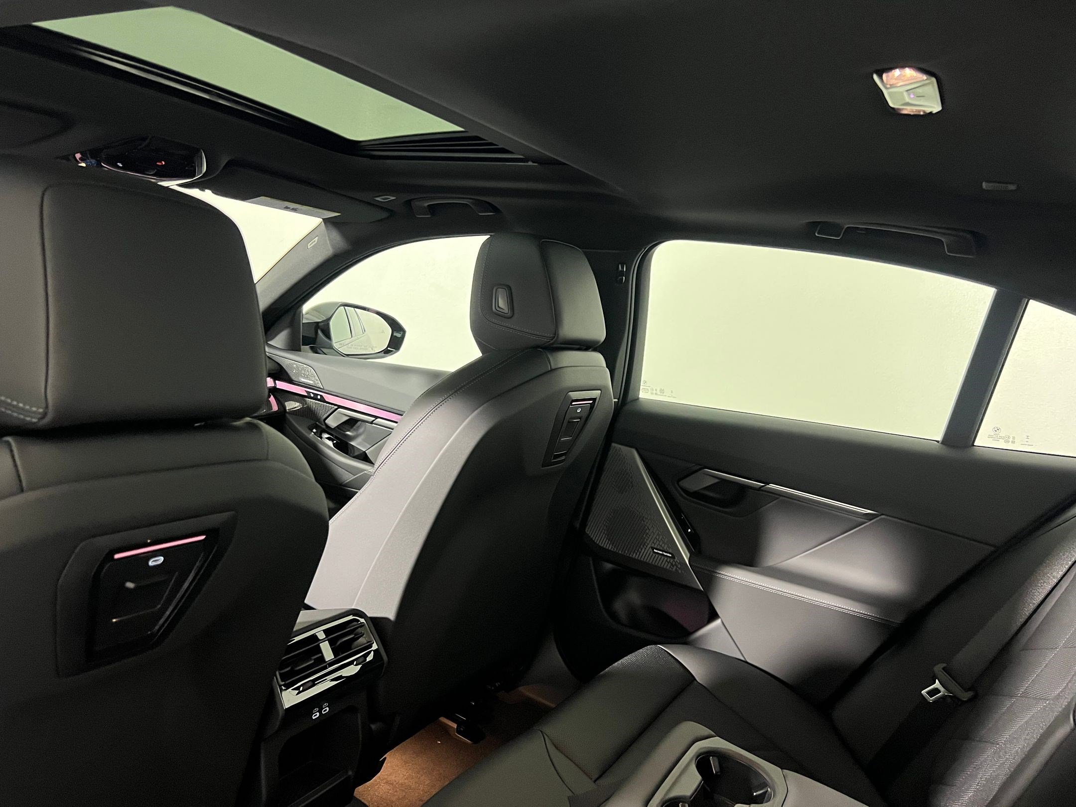 New 2026 BMW i5 eDrive40 w/ M Sport Package RWD image 33